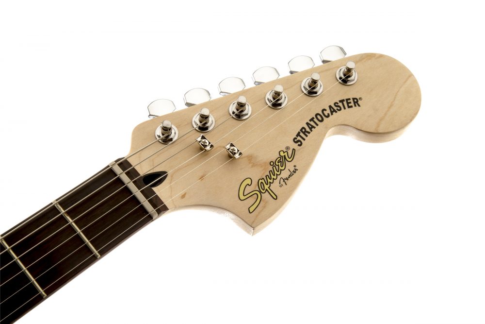 Squier Deluxe Stratocaster Review (2020)